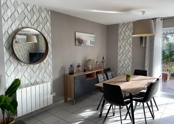 La Maison De Entre Foret Et Ocean بيت للعطل كاستيتس